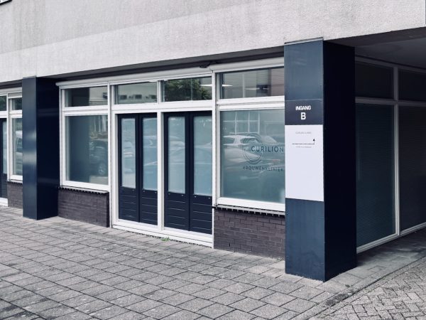 Voorkant pand DC Klinieken Haarlem
